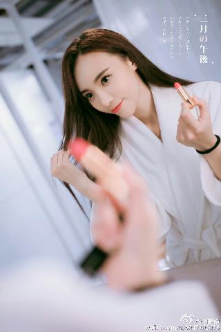 美丽小蜜桃