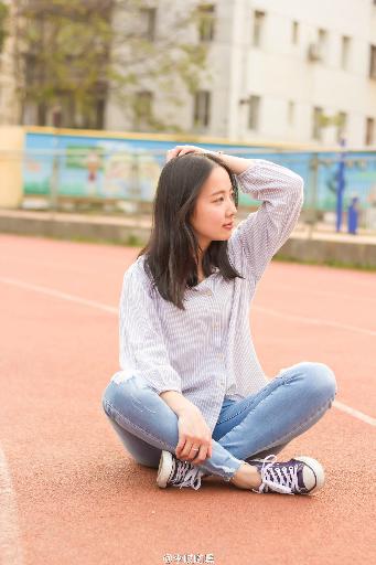 雏鸟幼儿小学生张婉莹